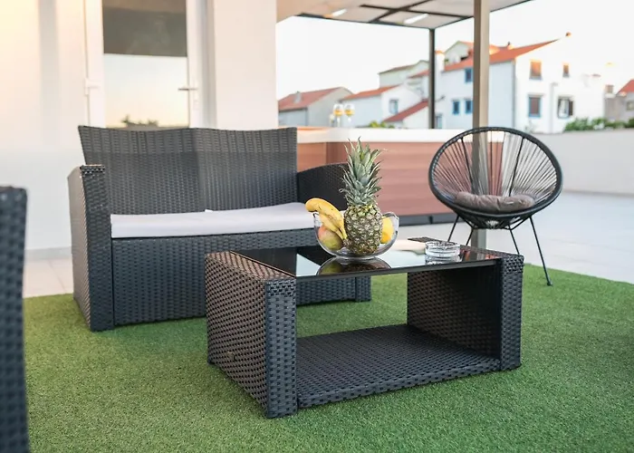Luxury Apartments Golden Dreams